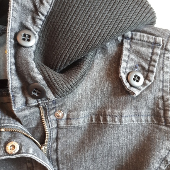 Lolë cropped jean jacket - Picture 6 of 8